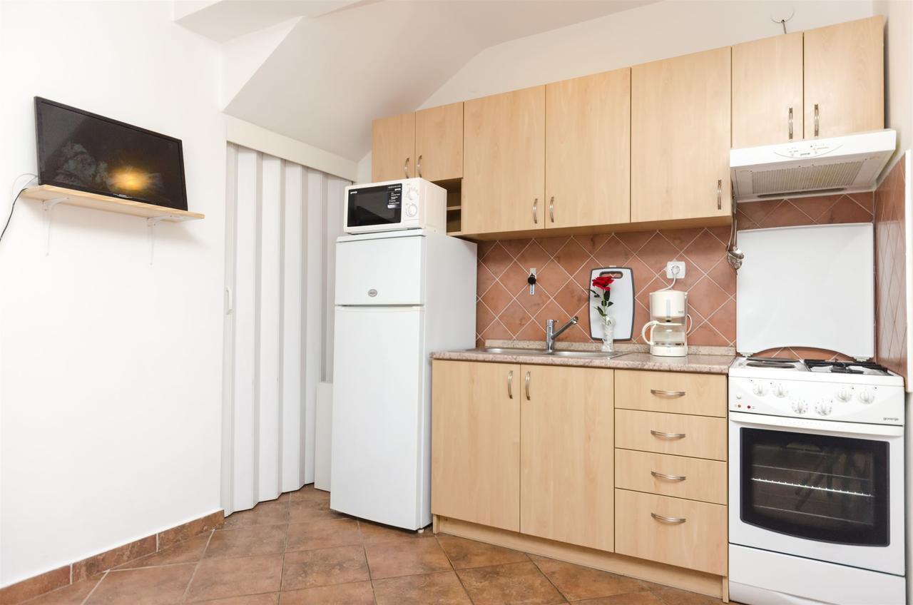 Apartment Branka Srima Exterior photo